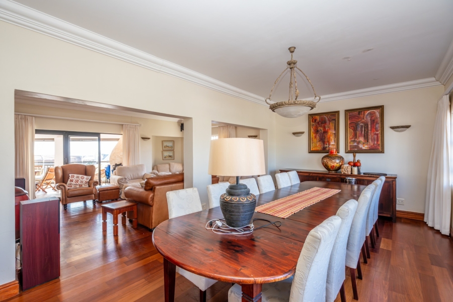 7 Bedroom Property for Sale in Myburgh Park Western Cape